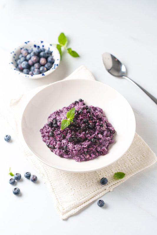 Oatmeal porridge with blueberries 100g