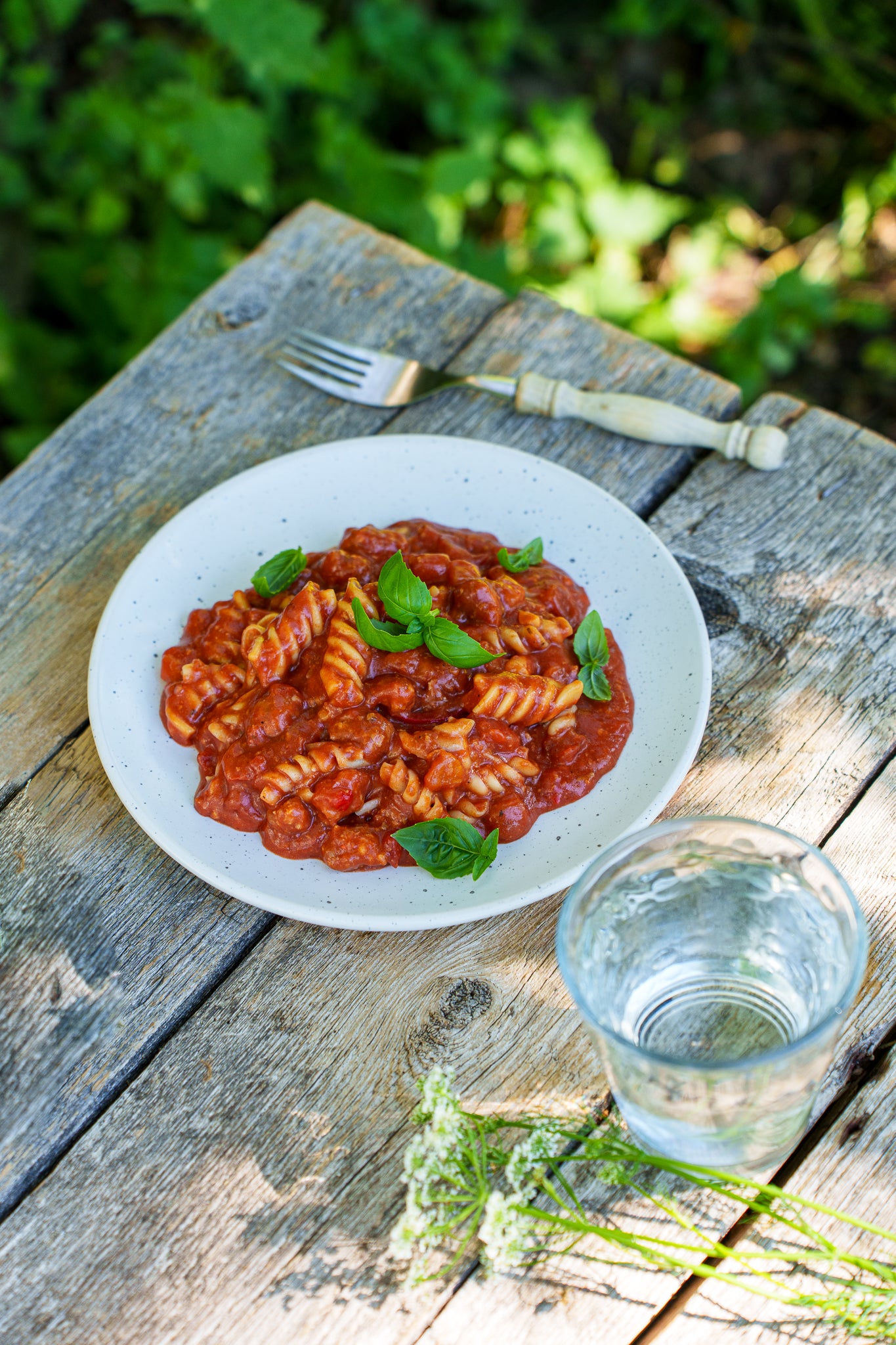 Tomato sauce with meatballs and pasta 300g