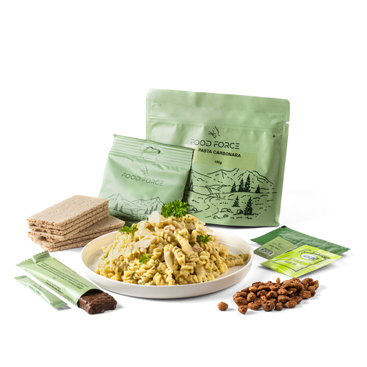 Pasta carbonara main meal